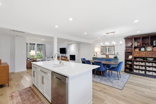 858 Highland Village Road, Highland Village, TX 75077
