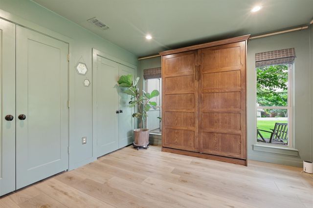 858 Highland Village Road, Highland Village, TX 75077
