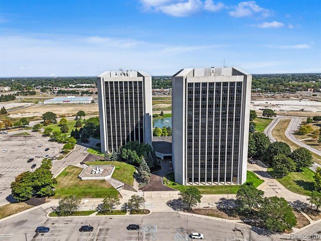 1 Parklane Boulevard, Dearborn, MI 48126