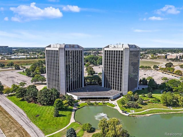 1 Parklane Boulevard, Dearborn, MI 48126