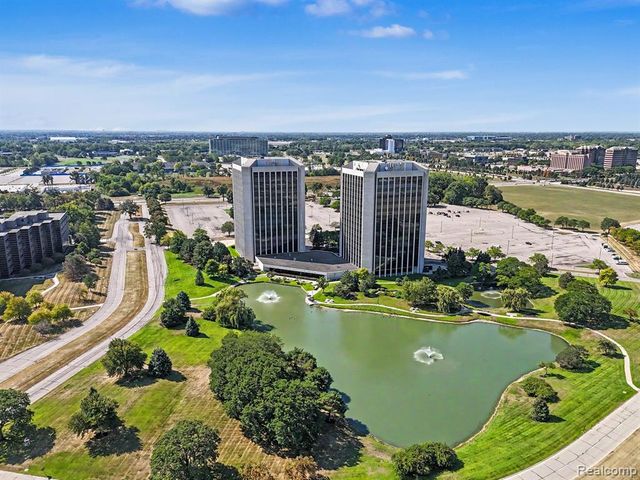 1 Parklane Boulevard, Dearborn, MI 48126