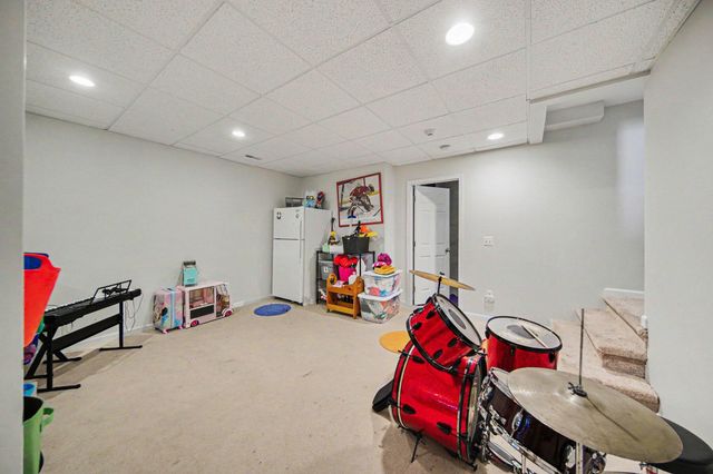 627 Jefferson Lane, Milan, MI 48160