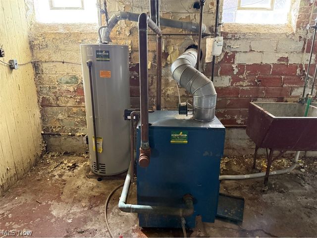 16173 Glynn Road, East Cleveland, OH 44112