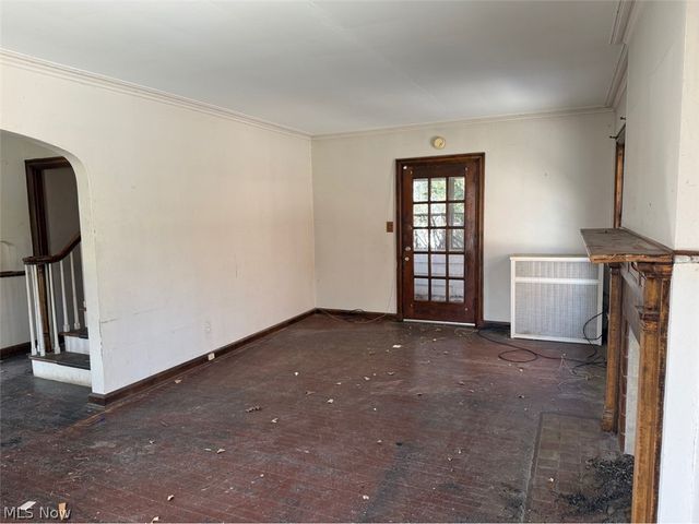 16173 Glynn Road, East Cleveland, OH 44112