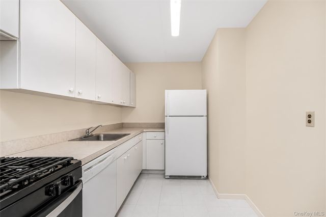 1155 Warburton Avenue 2S, Yonkers, NY 10701