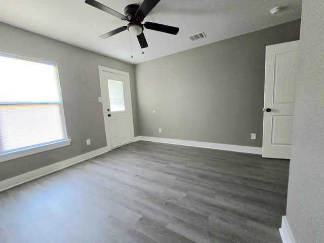 3514 Hunnicutt Street B, Dayton, TX 77535