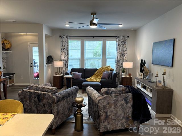 10121 Mamillion Drive, Huntersville, NC 28078