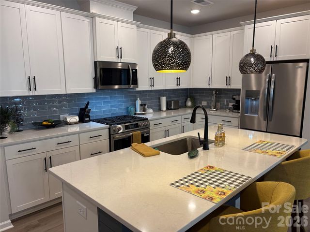 10121 Mamillion Drive, Huntersville, NC 28078