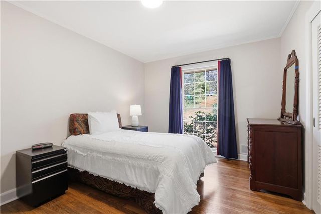 6900 Castleton NW Drive, Atlanta, GA 30328