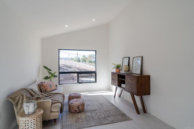 1003 Via Unidos, Fallbrook, CA 92028