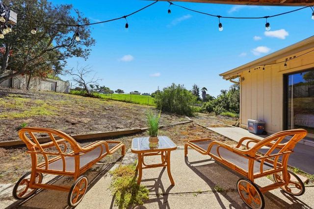 1003 Via Unidos, Fallbrook, CA 92028