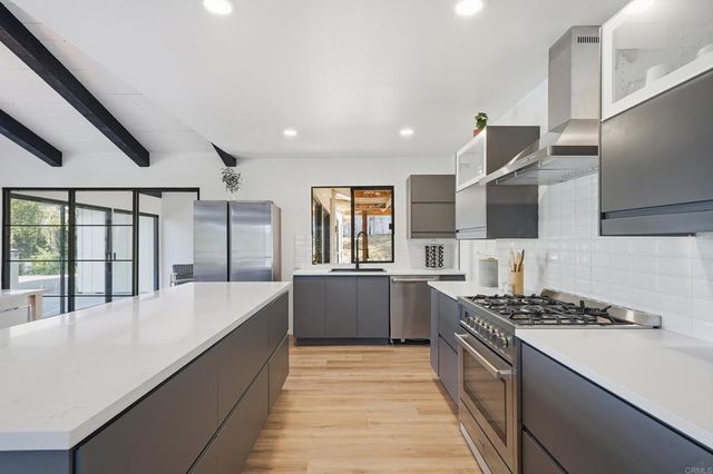 1003 Via Unidos, Fallbrook, CA 92028