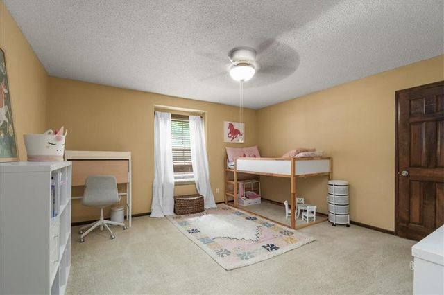 3613 NW Blue Jacket Drive, Lee's Summit, MO 64064