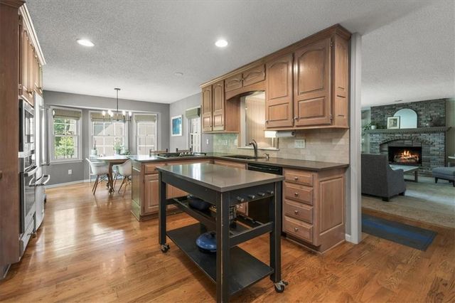 3613 NW Blue Jacket Drive, Lee's Summit, MO 64064