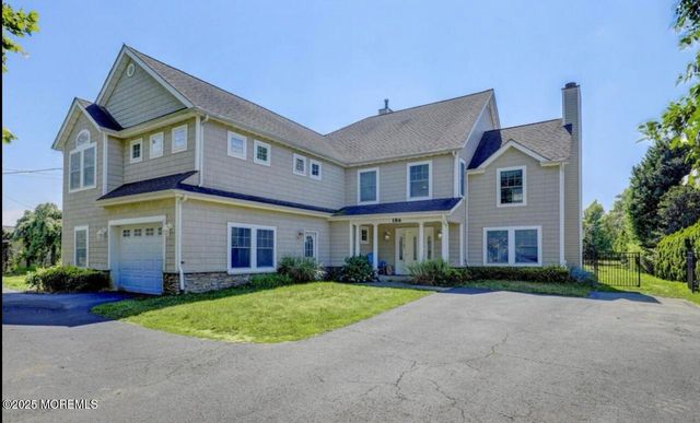 186 Whalepond Road, Oakhurst, NJ 07755