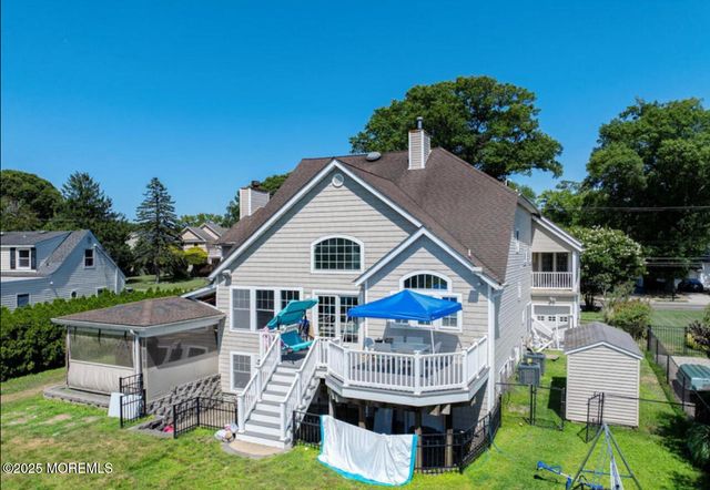 186 Whalepond Road, Oakhurst, NJ 07755