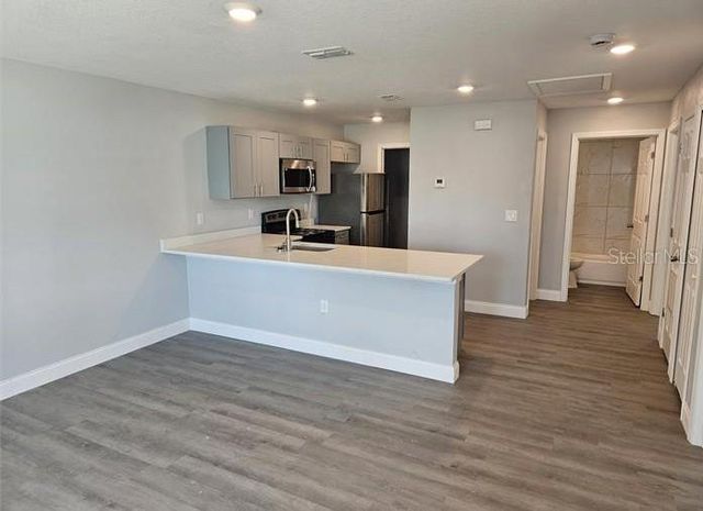 100 E STREET, Lake Wales, FL 33853