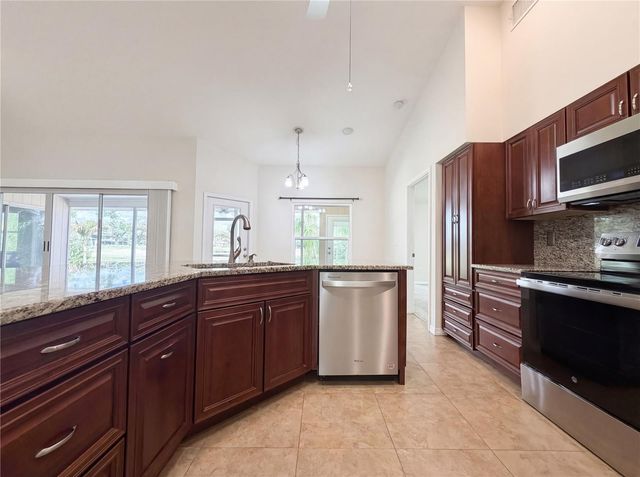 3339 SHEFFIELD CIRCLE, Sarasota, FL 34239