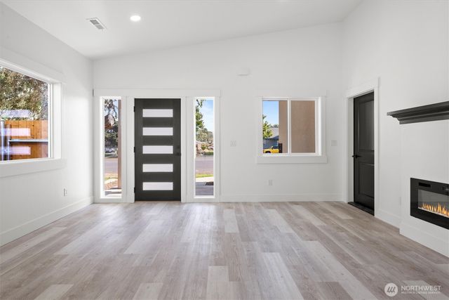 509 S Main Street, Warden, WA 98857