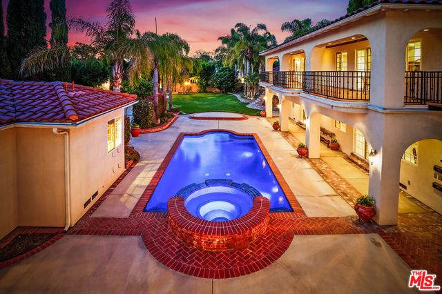10655 Camarillo Street, Toluca Lake, CA 91602