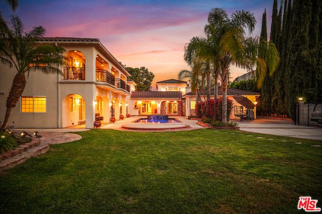 10655 Camarillo Street, Toluca Lake, CA 91602