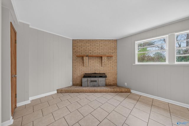 6014 Pulaski Pike NW, Huntsville, AL 35810