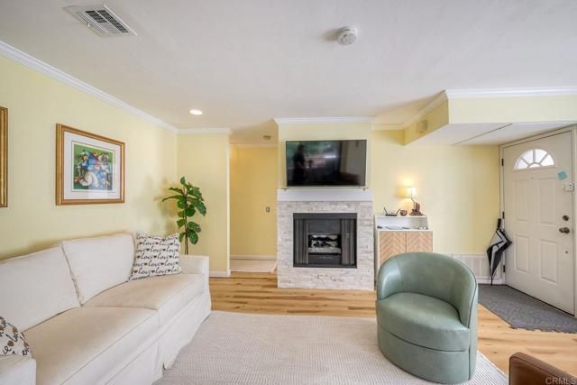 13328 Caminito Ciera 16, San Diego, CA 92129