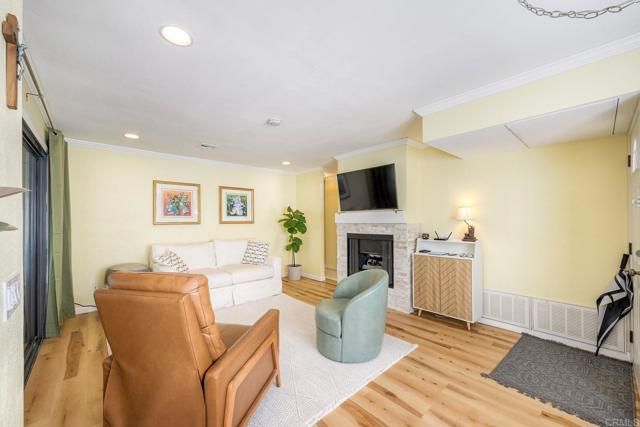 13328 Caminito Ciera 16, San Diego, CA 92129