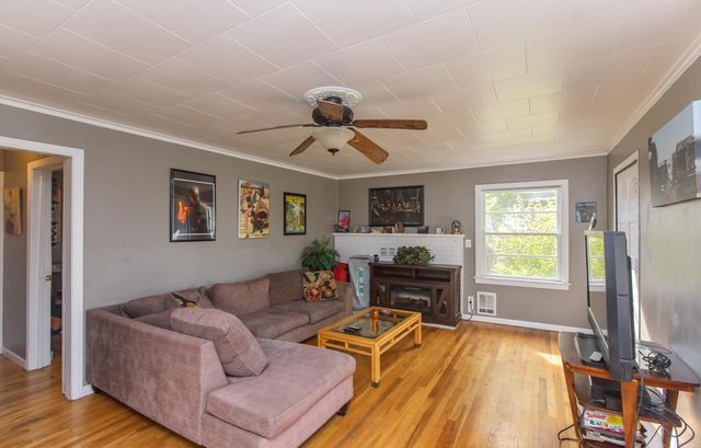 214 N Columbus Avenue, Medford, OR 97501