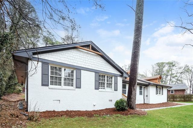 313 Linda Drive, Tucker, GA 30084