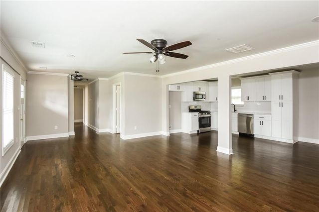 313 Linda Drive, Tucker, GA 30084