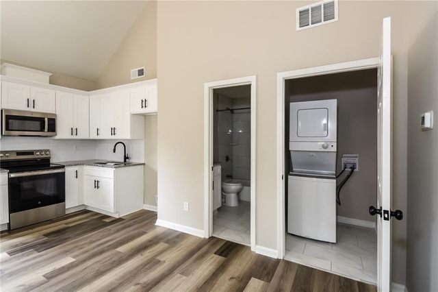 313 Linda Drive, Tucker, GA 30084