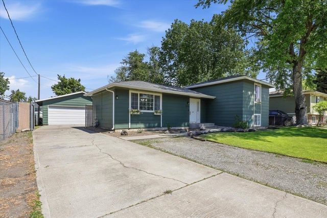 7925 E Nora Ave, Spokane Valley, WA 99212