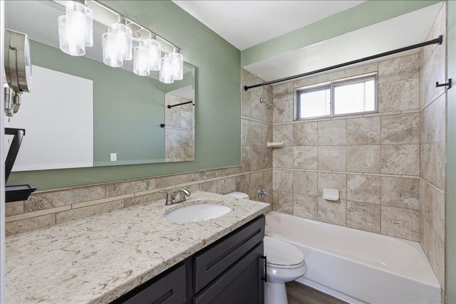 7925 E Nora Ave, Spokane Valley, WA 99212