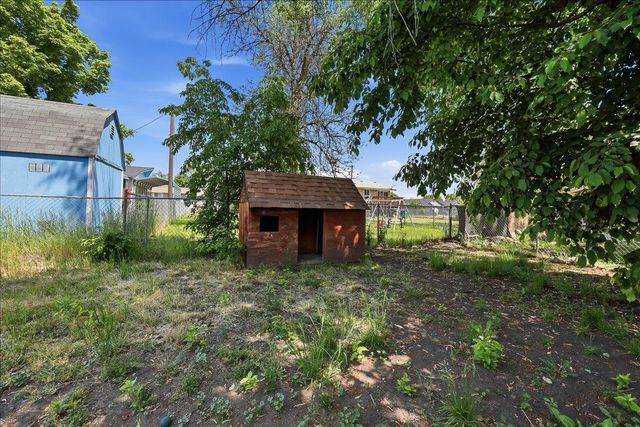 7925 E Nora Ave, Spokane Valley, WA 99212