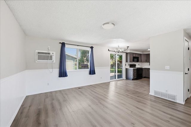 7925 E Nora Ave, Spokane Valley, WA 99212