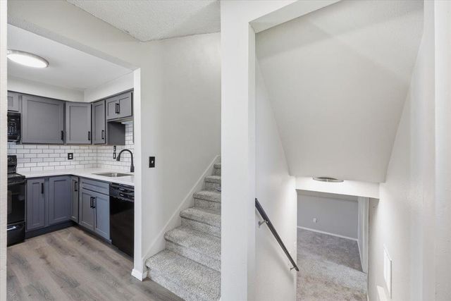 7925 E Nora Ave, Spokane Valley, WA 99212