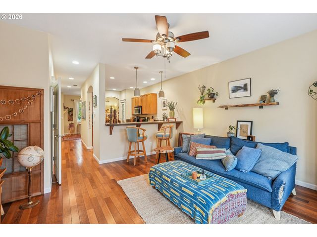 6422 Ne GARFIELD Ave, Portland, OR 97211