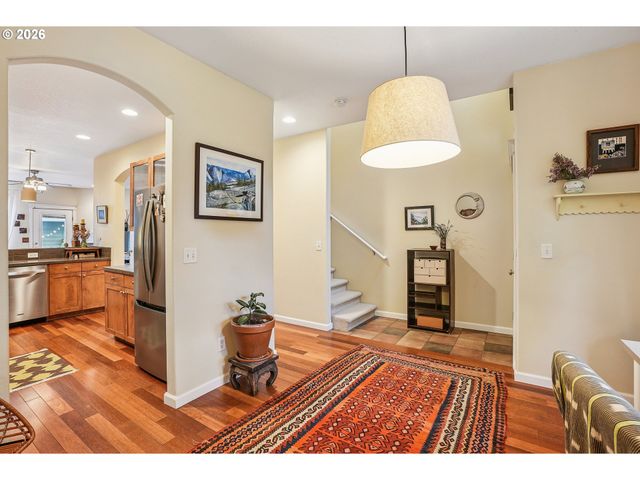 6422 Ne GARFIELD Ave, Portland, OR 97211