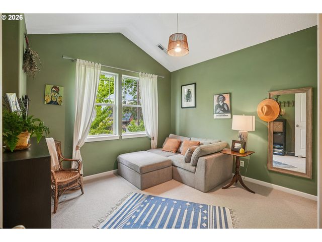 6422 Ne GARFIELD Ave, Portland, OR 97211