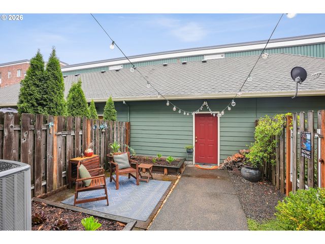 6422 Ne GARFIELD Ave, Portland, OR 97211