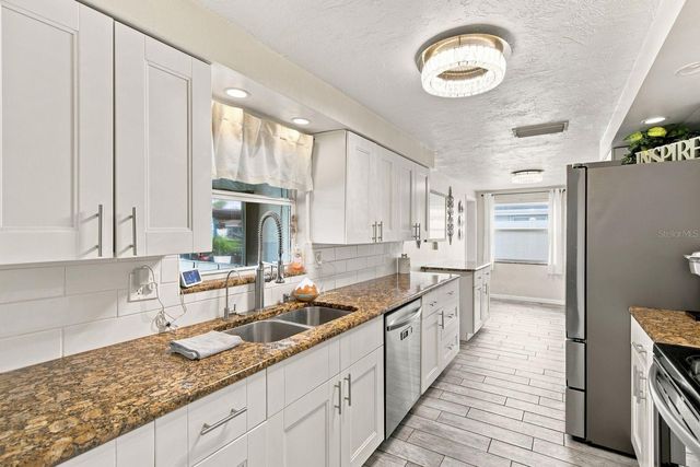 1324 CHANCELLOR DRIVE, Holiday, FL 34690