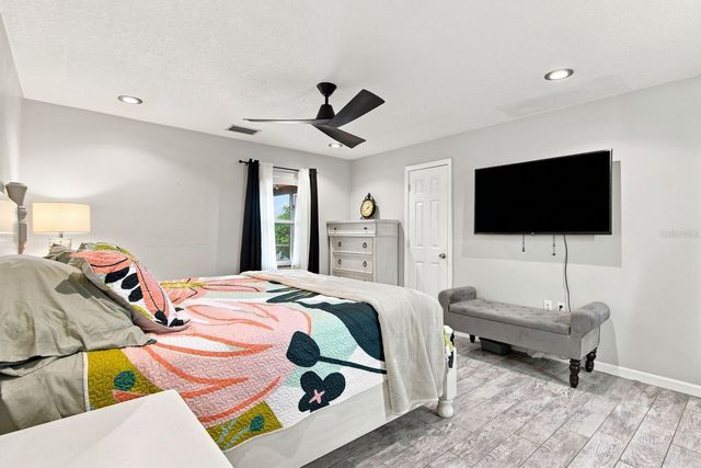 1324 CHANCELLOR DRIVE, Holiday, FL 34690