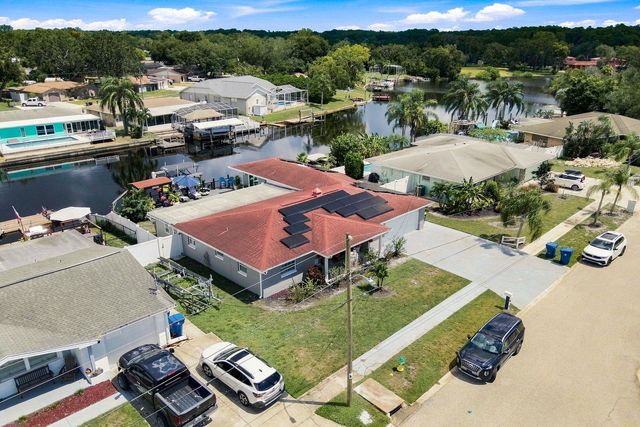 1324 CHANCELLOR DRIVE, Holiday, FL 34690