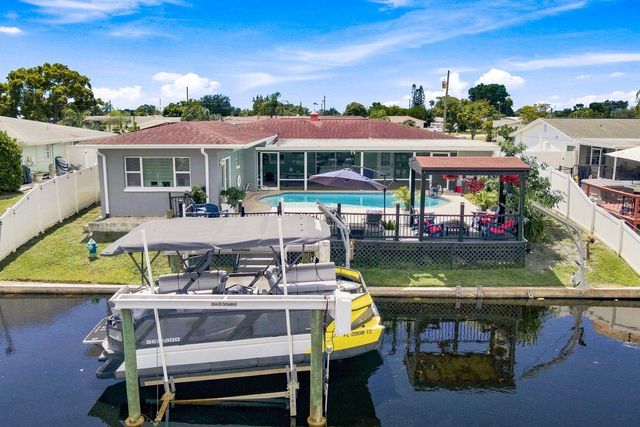 1324 CHANCELLOR DRIVE, Holiday, FL 34690