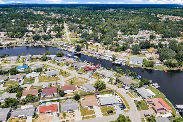 1324 CHANCELLOR DRIVE, Holiday, FL 34690