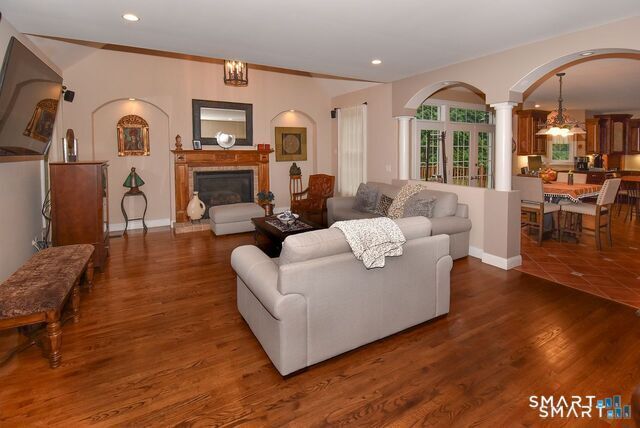 5 Biltmore Court, Avon, CT 06001
