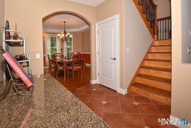 5 Biltmore Court, Avon, CT 06001