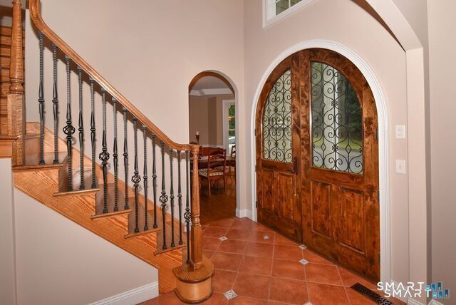 5 Biltmore Court, Avon, CT 06001