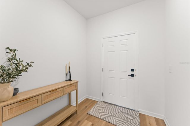 8700 SPORTSMAN LOOP, Groveland, FL 34736